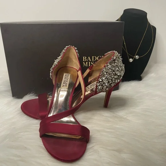 Authentic Badgley Mischka Heels - Picture 1 of 9